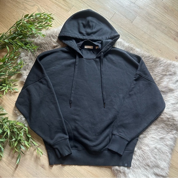 Tasc Tops - Tasc Legendary Fleece Hoodie - Black - Small - Only worn once!